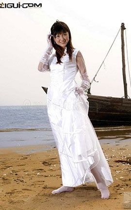 LiGui丽柜原创丝袜写真 2008.05.08 菲儿 出海旅行的最大收获—丝袜版白雪公主